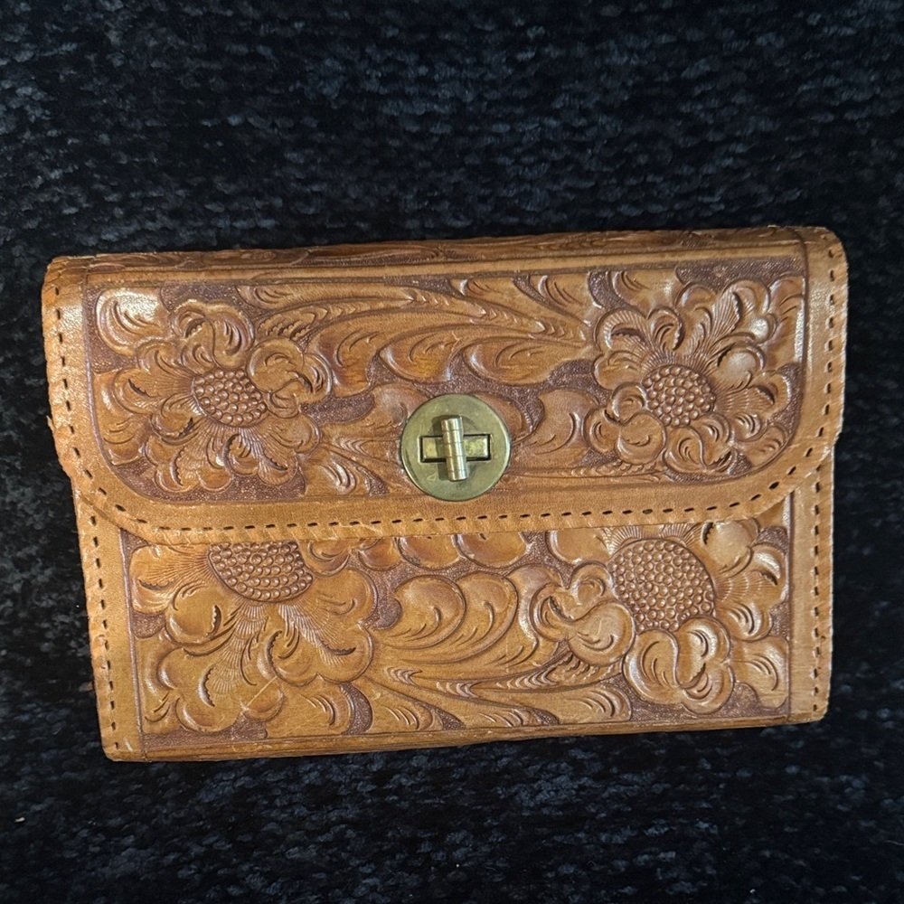 Embossed Leather Wallet with Floral Design - Picture 2 of 9